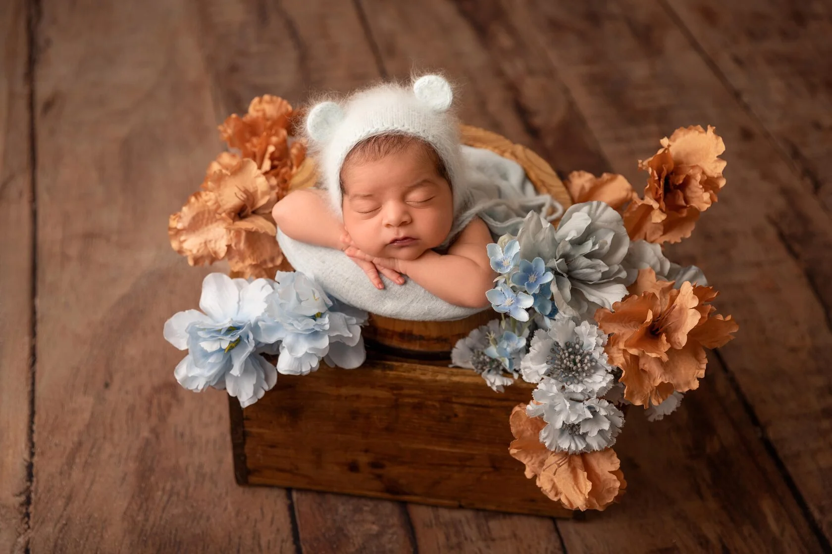 How a Newborn Photographer Pairs Props with Baby’s Personality